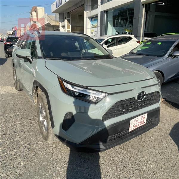 Toyota for sale in Iraq